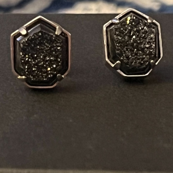 Kendra Scott Black Druzy LOGAN Platinum Stud Earrings RARE